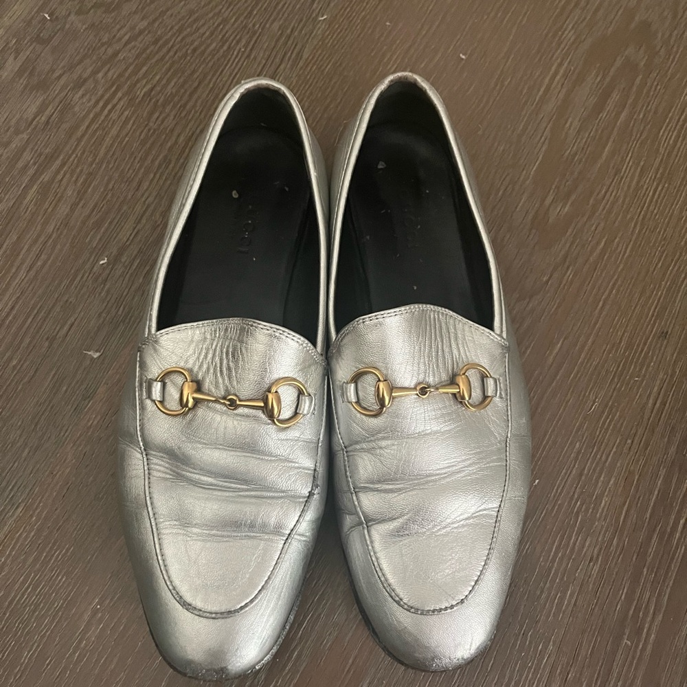 Gucci Jordaan loafers in RARE silver color, 37.5